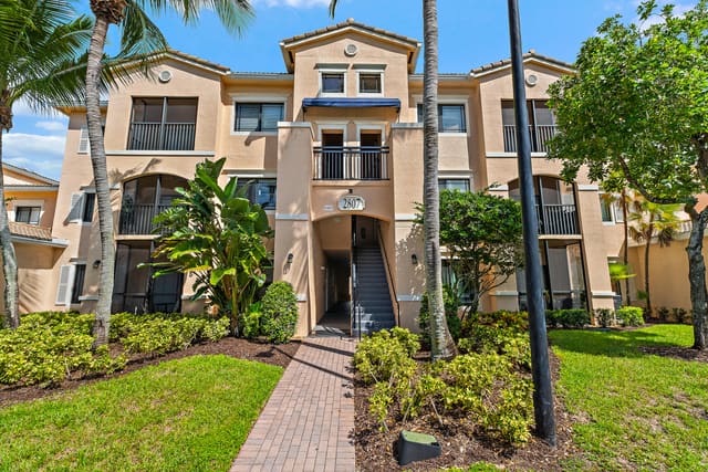 2807 VERONIA Drive 108, sold in San Matera The Gardens Condo, Palm Beach Gardens, FL