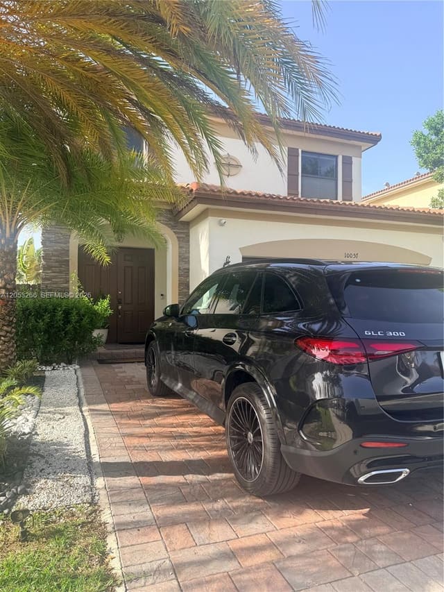 10057 NW 88th Terrace, Doral, FL 33178