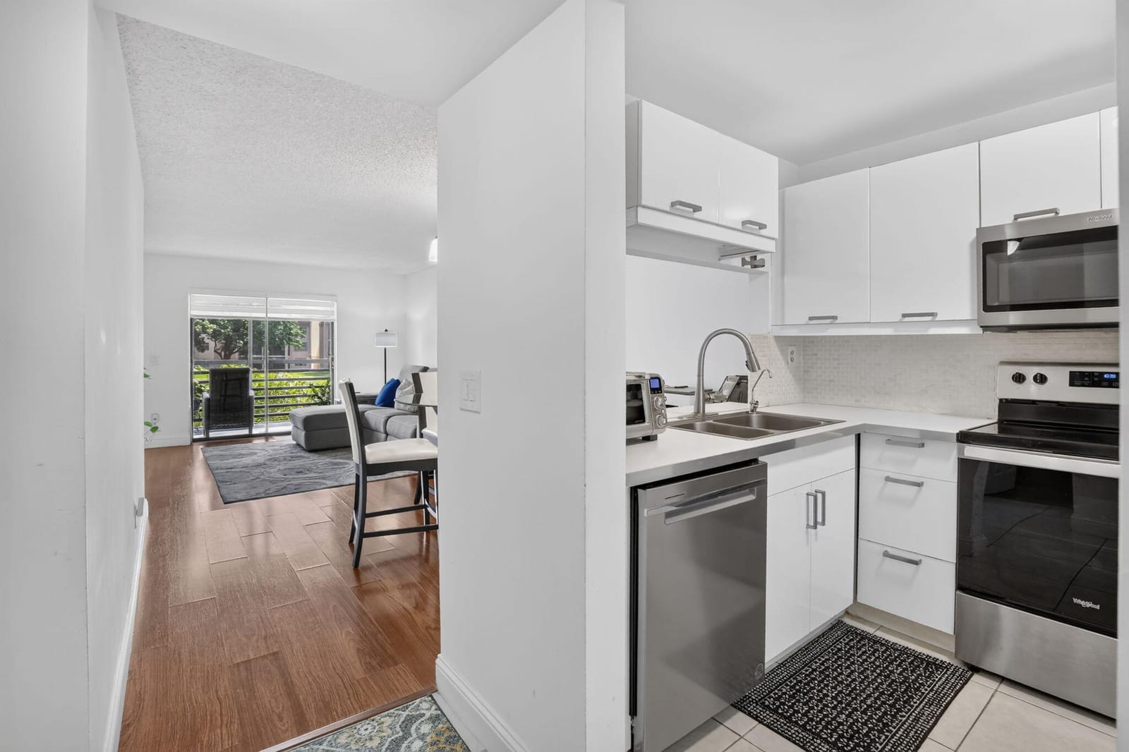 2793 NW 104th Avenue 203 — photo 1
