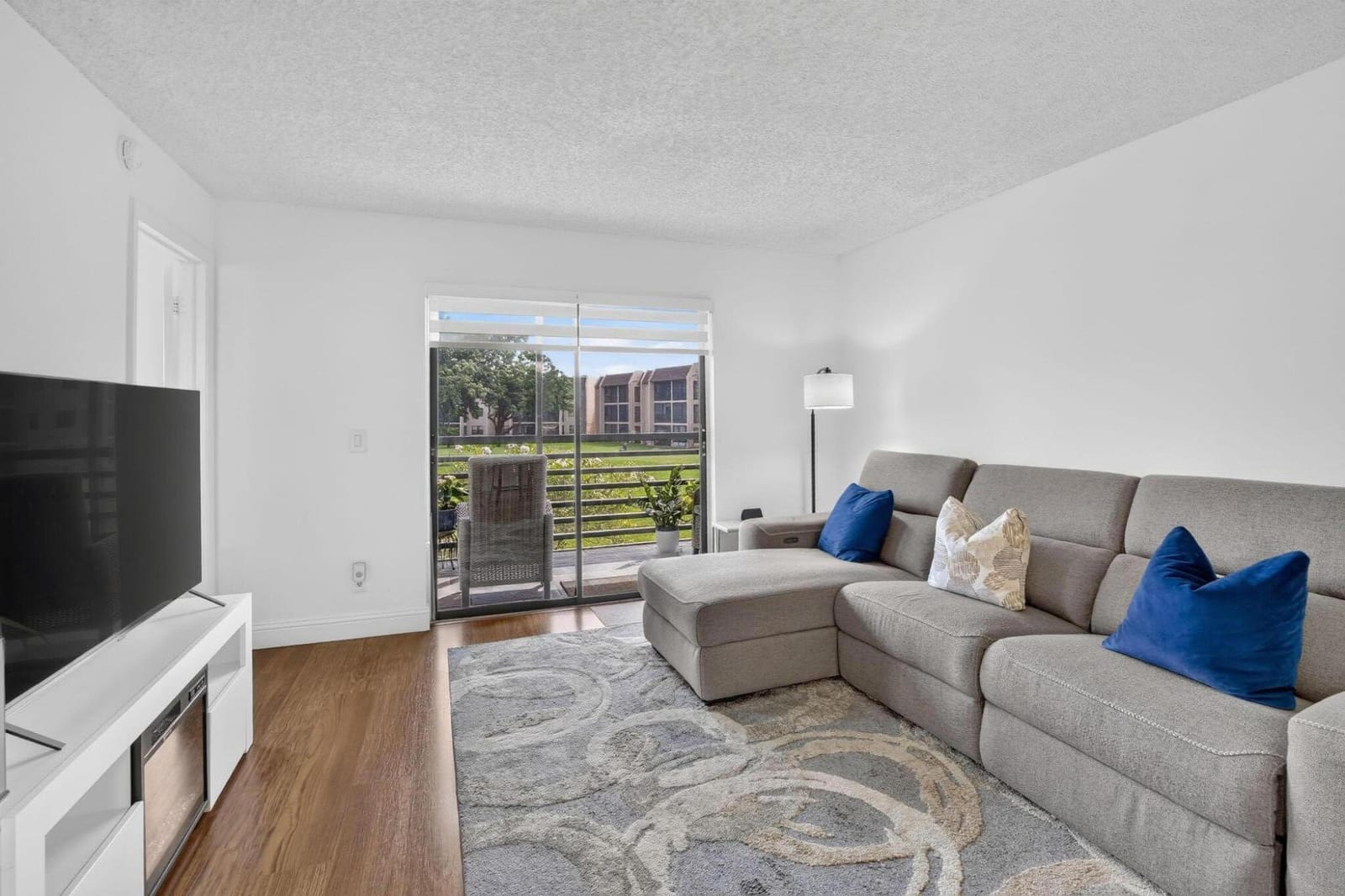 2793 NW 104th Avenue 203 — photo 11