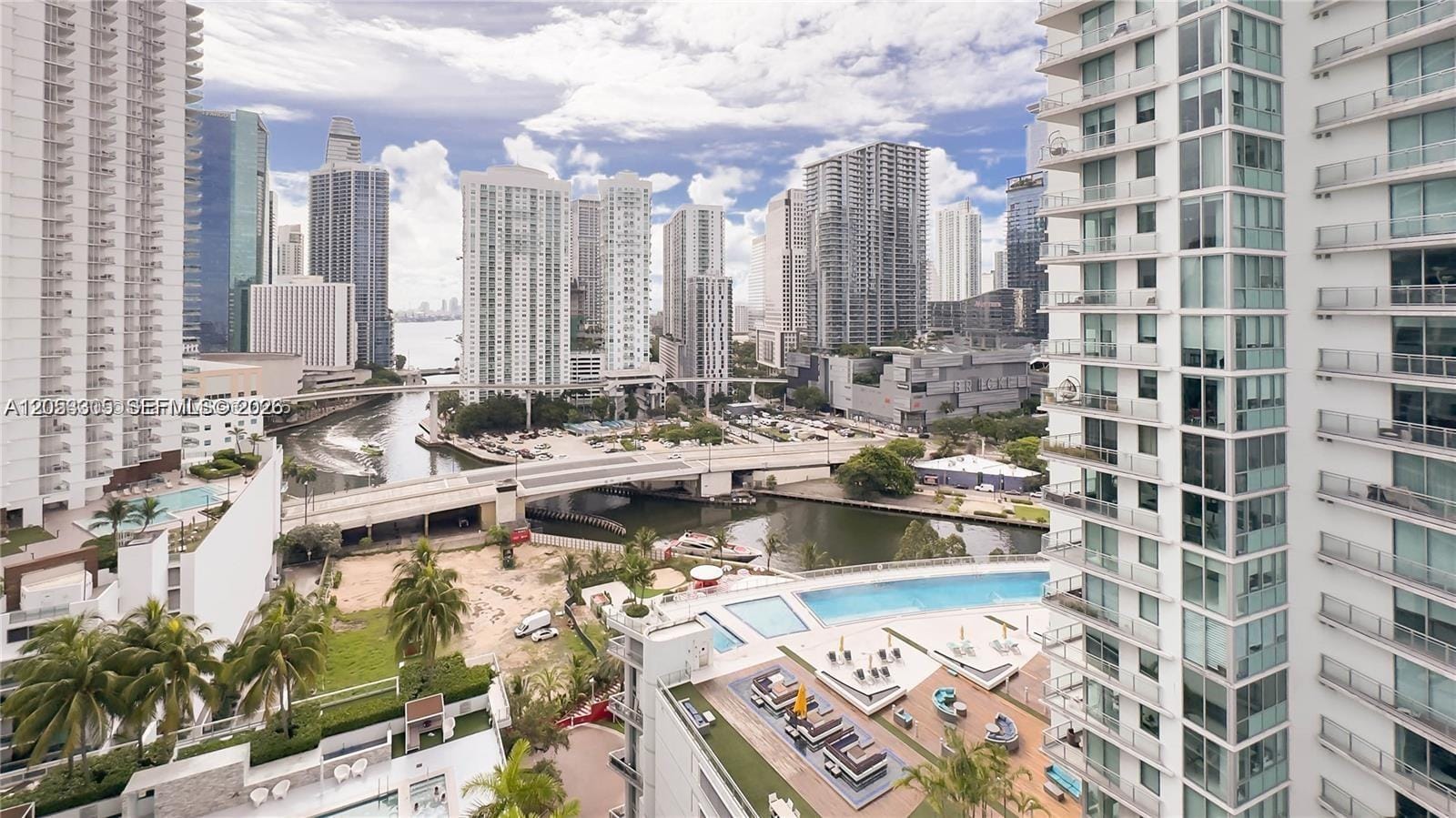90 SW 3rd Street 1409, Miami, FL 33130 photo 24
