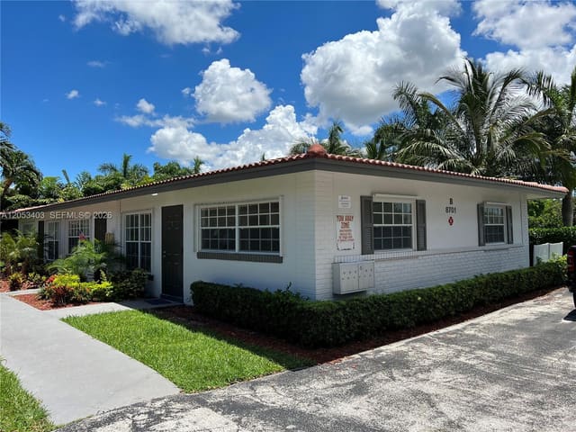 8701 NW 38th Drive B-1, Coral Springs, FL 33065