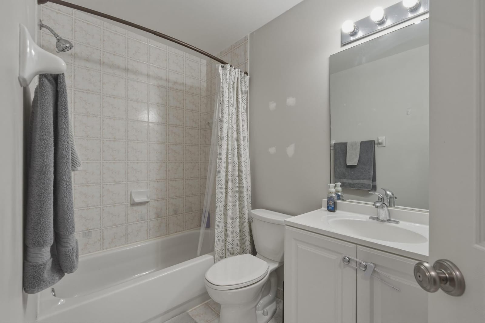 8976 NW 38th Drive, Coral Springs, FL 33065 photo 21