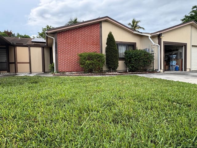 9821 W Elm Lane 9821, Miramar, FL 33025