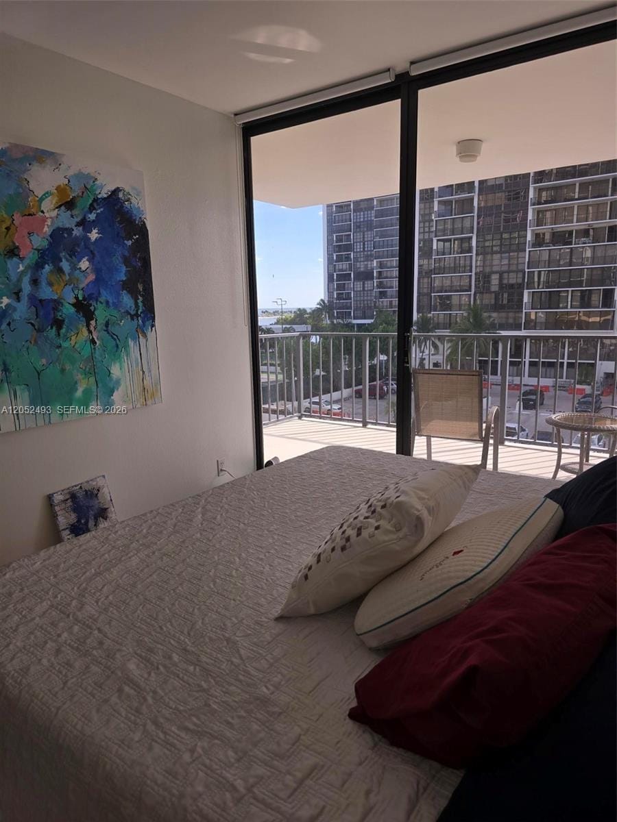 1901 Brickell Avenue B504 — photo 7