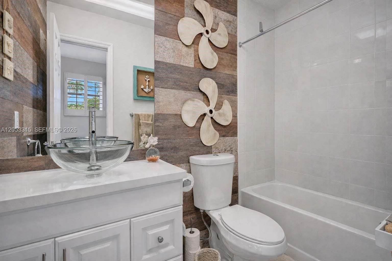 3530 NW 52nd Avenue 509, Lauderdale Lakes, FL 33319 photo 6