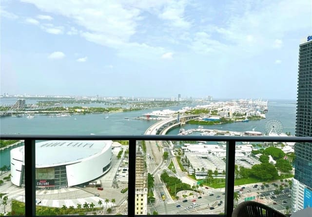 159 NE 6th Street 3215, Miami, FL 33132
