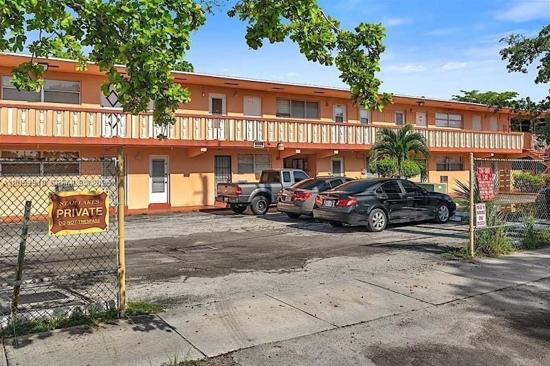 19000 NE 3rd Court 405, Miami, FL 33179