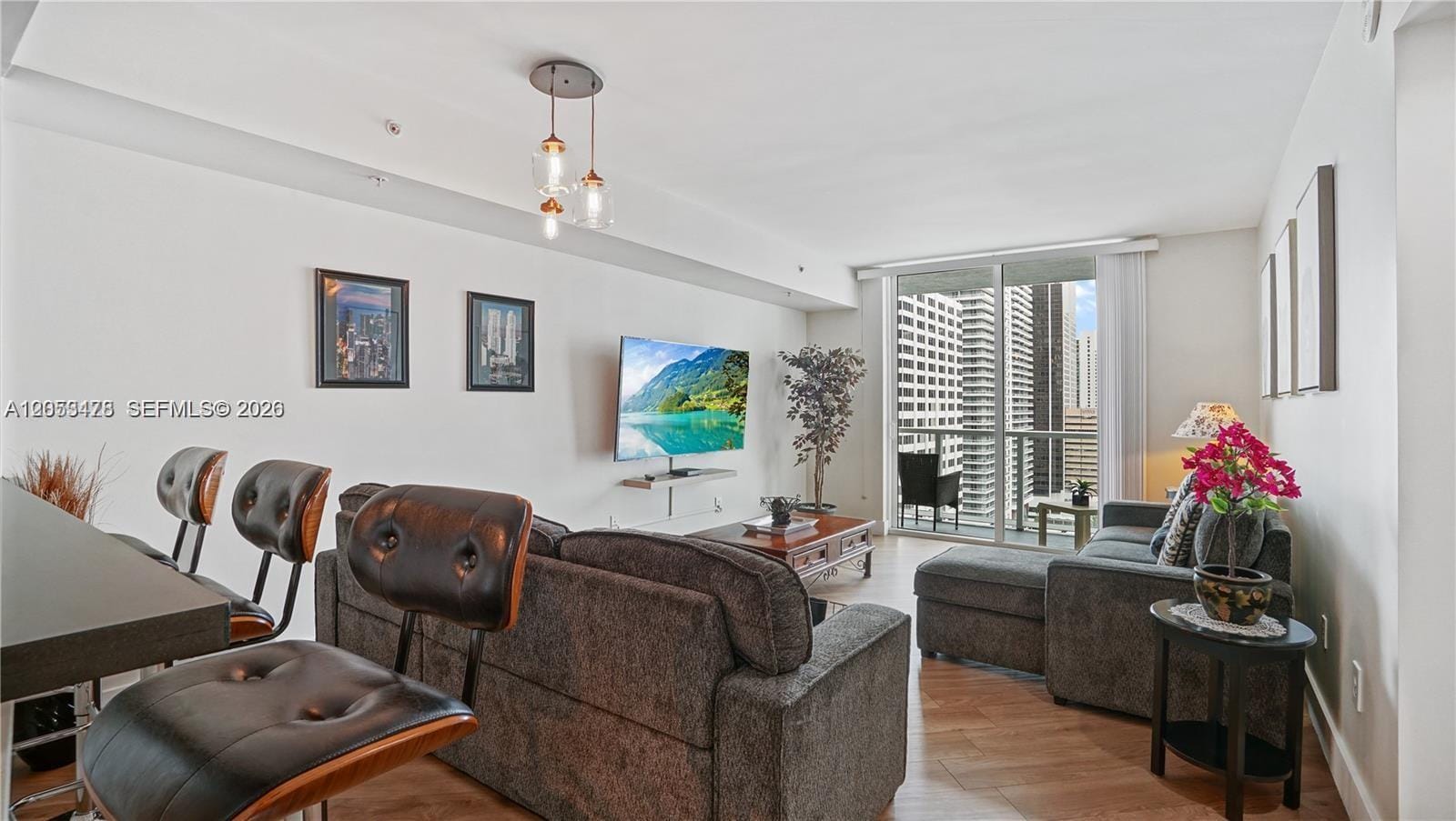 244 Biscayne Boulevard 2409, Miami, FL 33132 photo 12