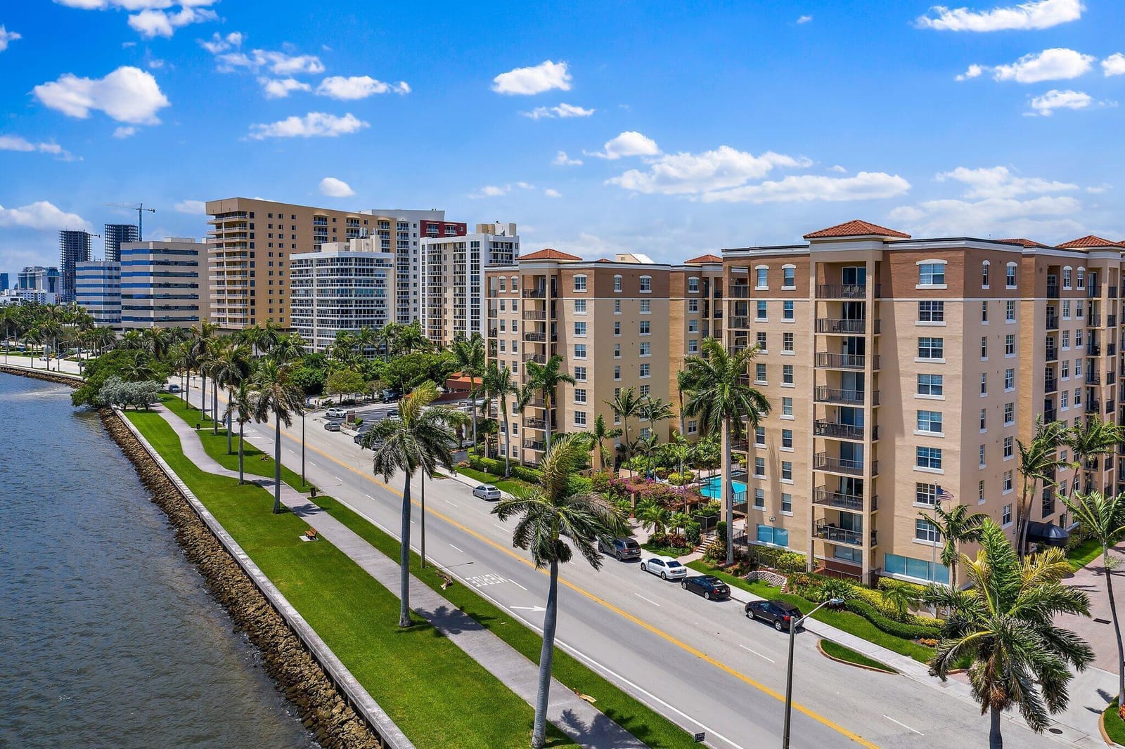 1803 N FLAGLER Drive 303, West Palm Beach, FL 33407 photo 3