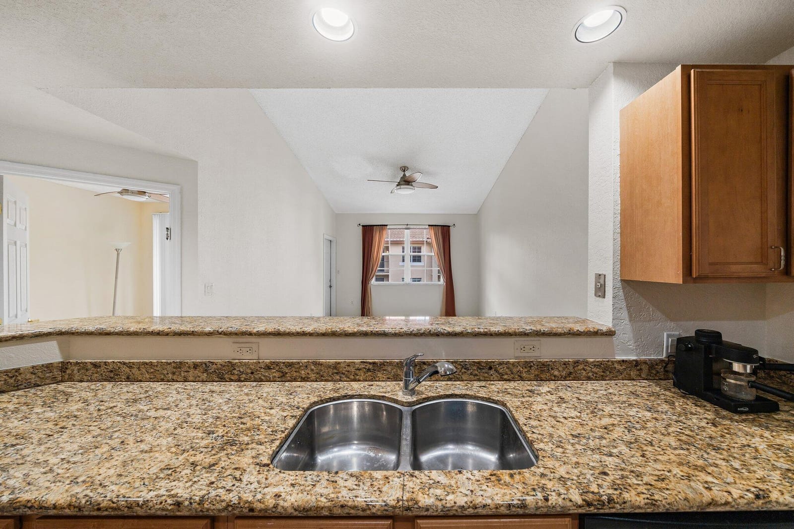 1803 N FLAGLER Drive 303, West Palm Beach, FL 33407 photo 6