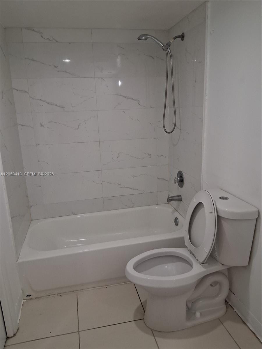 8255 SW 152nd Avenue E-403, FL 33193 photo 7