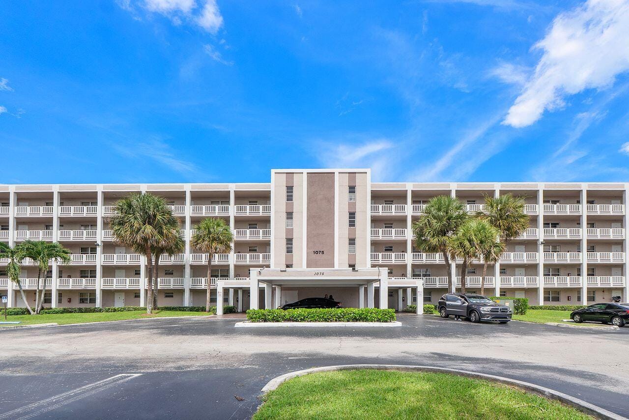 1075 RIVERSIDE Drive 508, Coral Springs, FL 33071