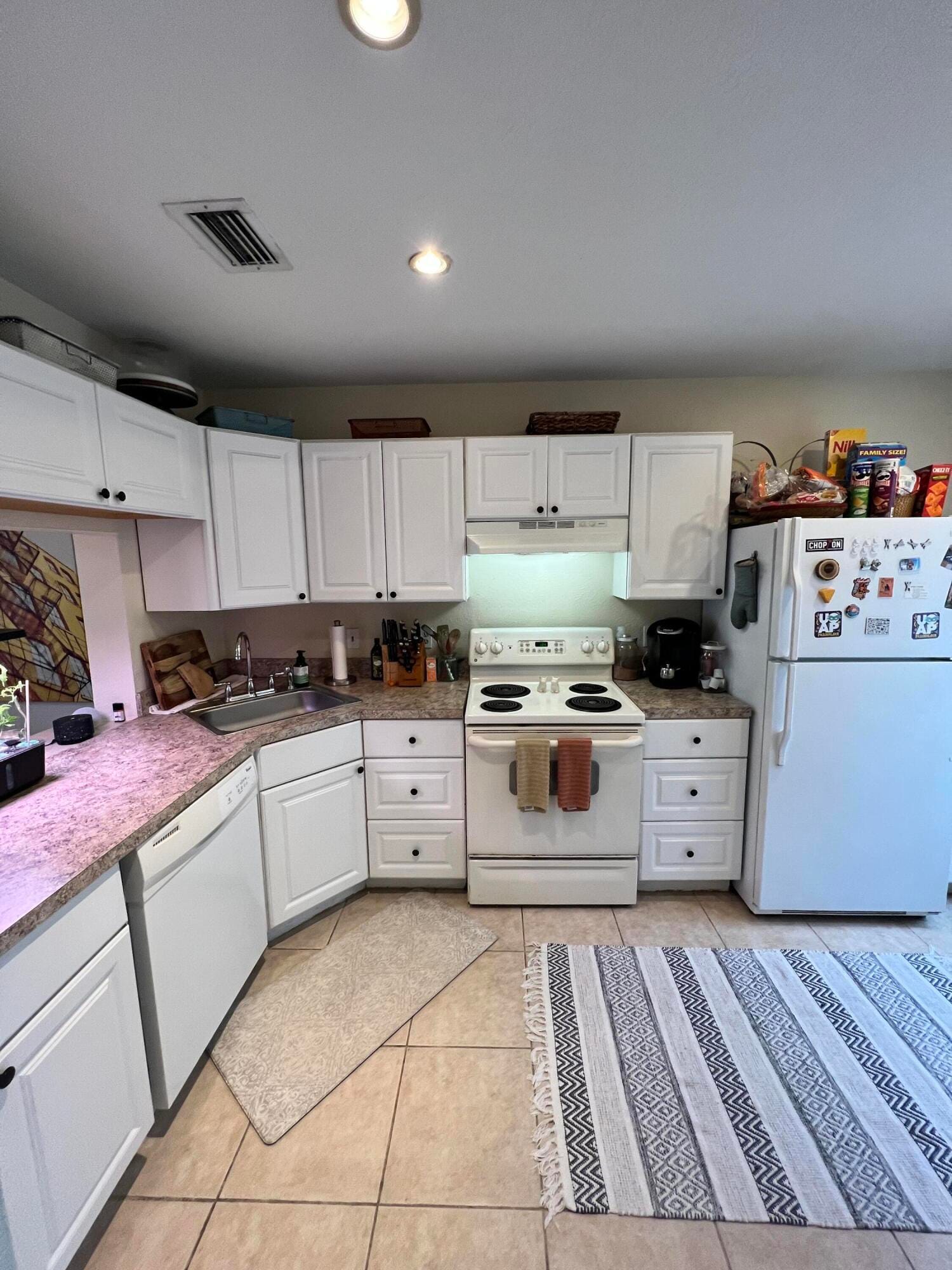 778 HILL Drive D — photo 2