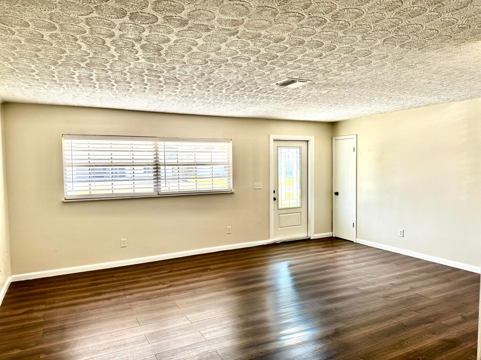 5105 Birch Drive — photo 3