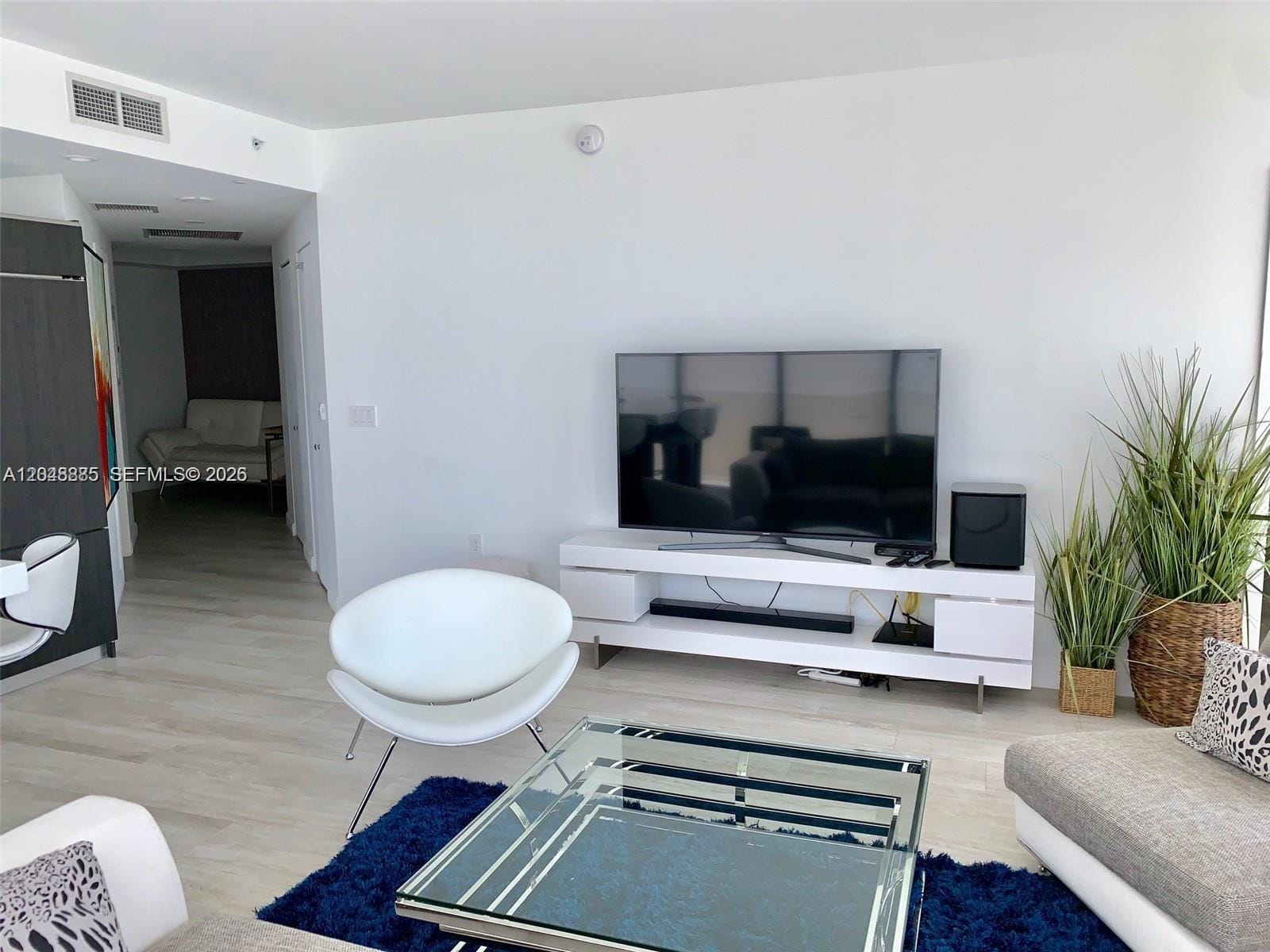 55 SW 9th Street 2706, Miami, FL 33130 photo 3