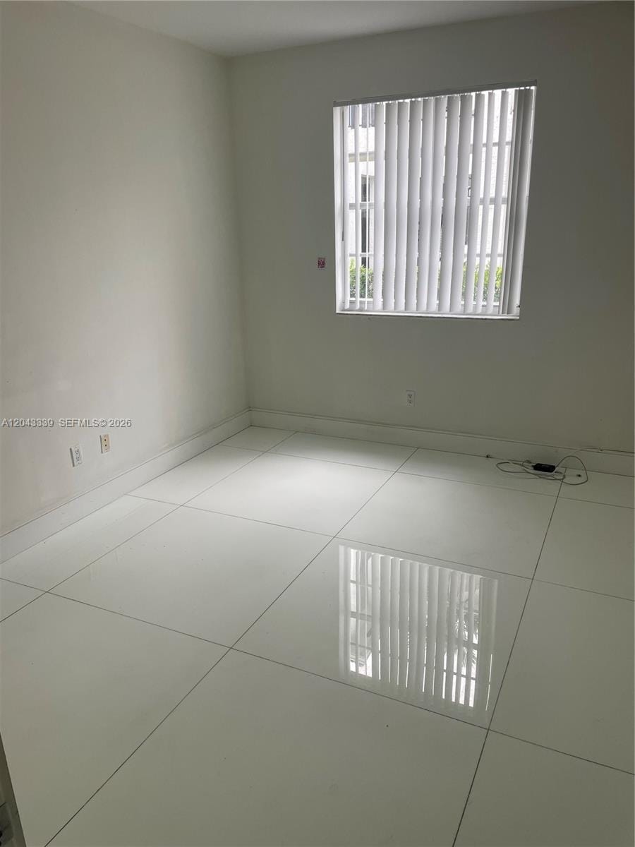 3155 NE 184th Street 8105, Aventura, FL 33160 photo 4