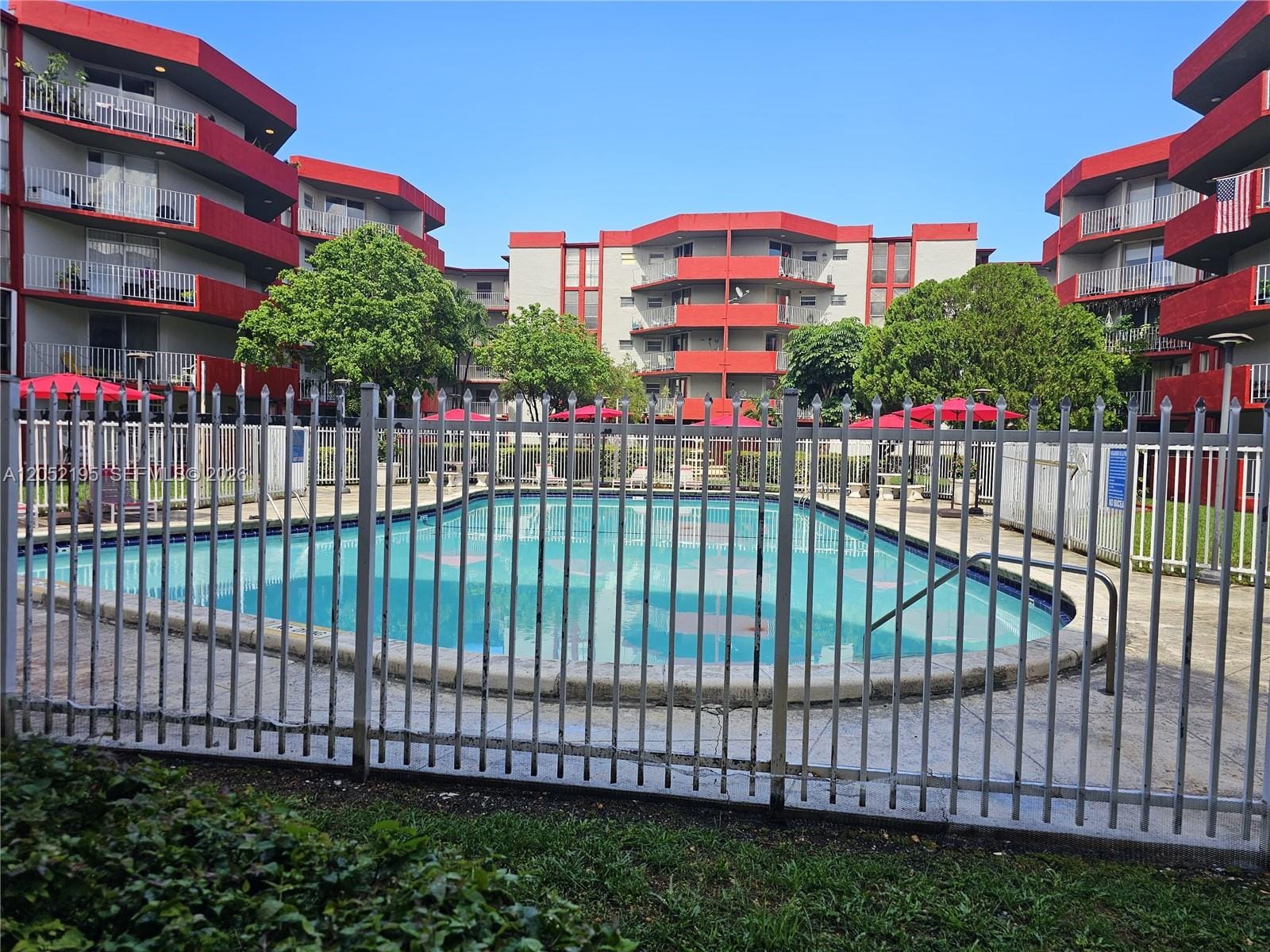 1750 W 46th Street 518 — photo 3