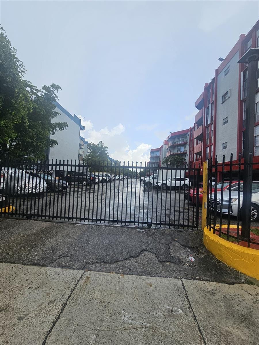 1750 W 46th Street 518 — photo 4