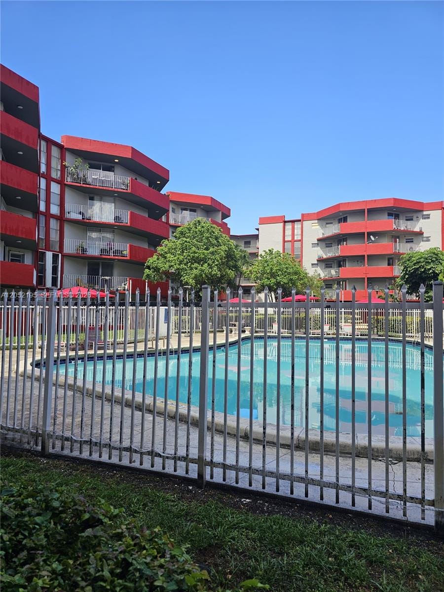 1750 W 46th Street 518 — photo 8