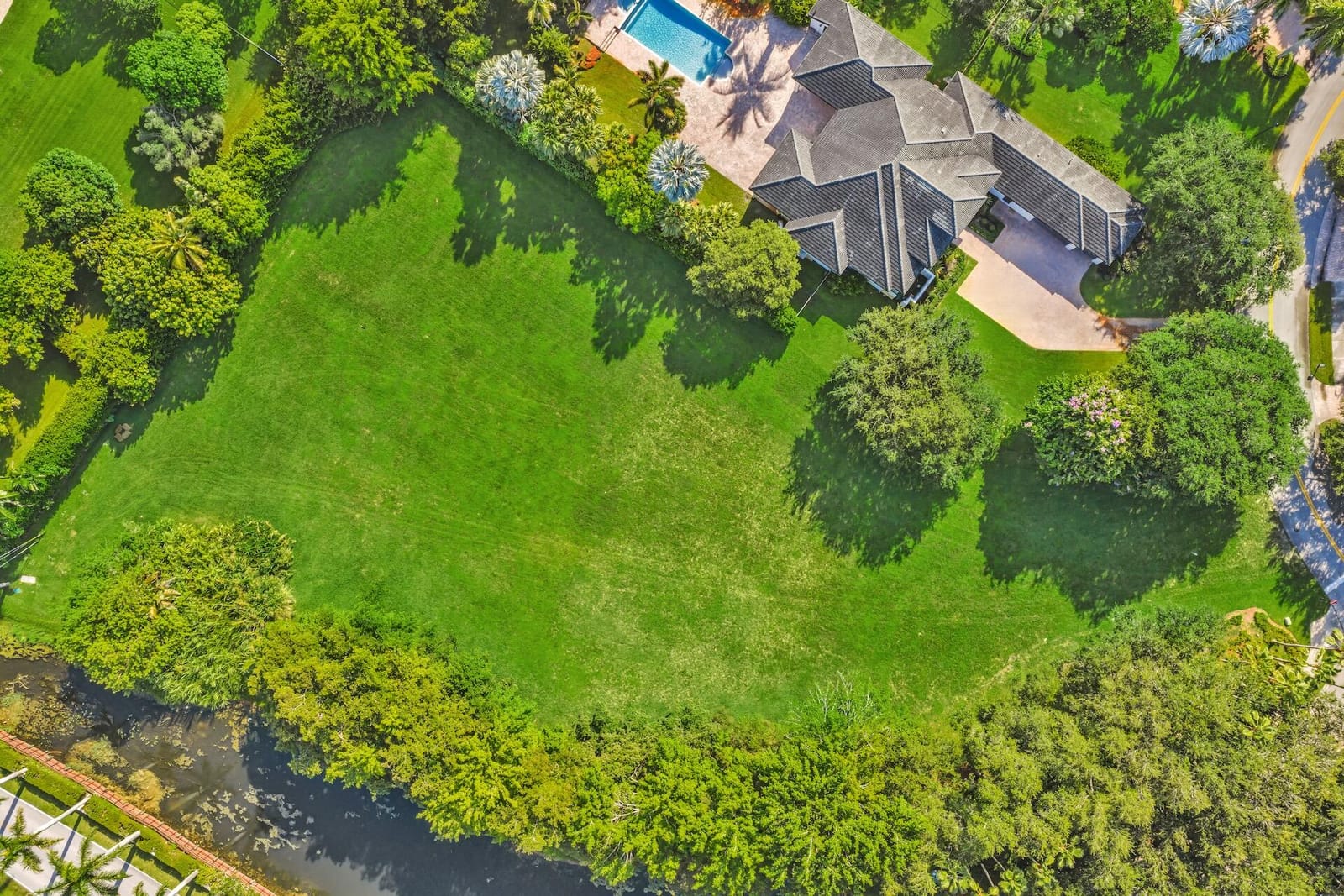 12981 KAPOK Lane, Davie, FL 33330