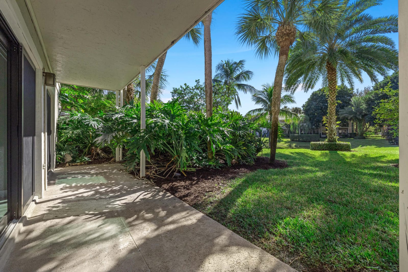 11863 Wimbledon Circle 438 — photo 11