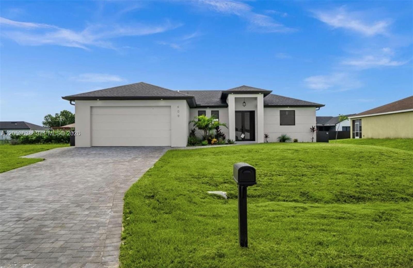 409 NW 25th Place