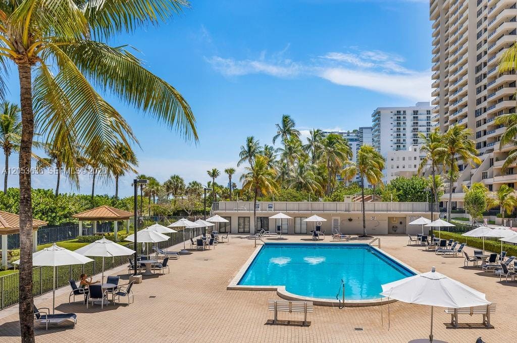 2625 Collins Avenue 702, Miami Beach, FL 33140 photo 17