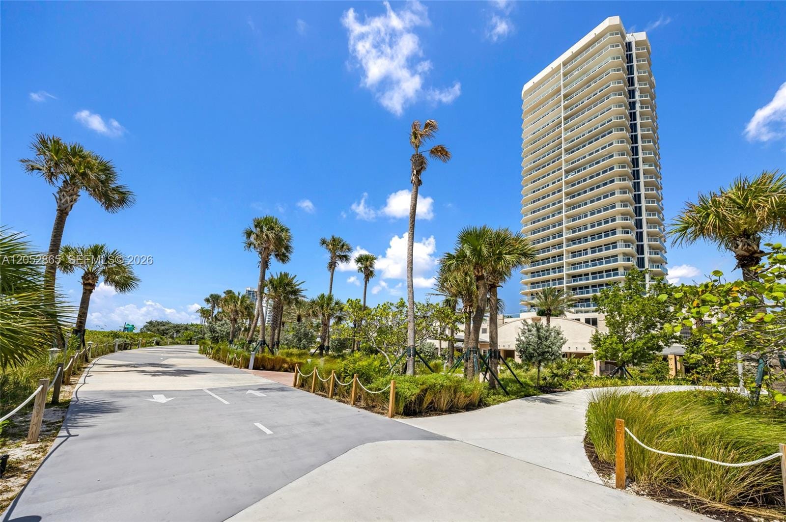 7330 Ocean Terrace 2604 — photo 5