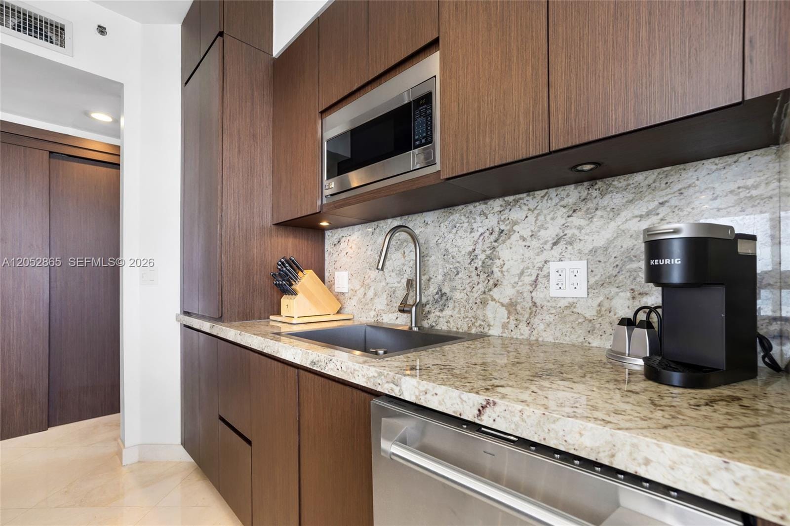 7330 Ocean Terrace 2604 — photo 10