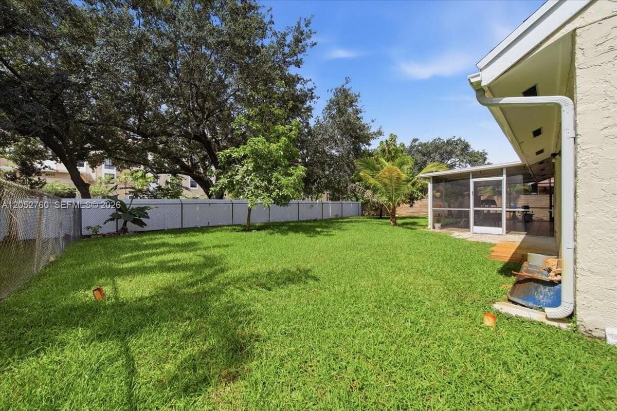 9050 Crescent Drive — photo 12