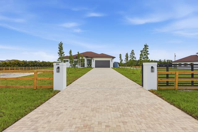 2324 DEER RUN Trail, The Acreage, FL