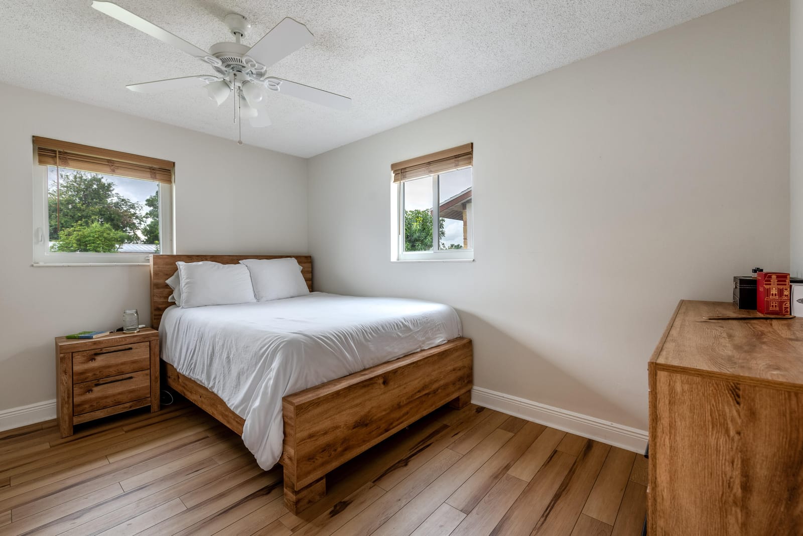 4317 APPLECREST Drive — photo 6