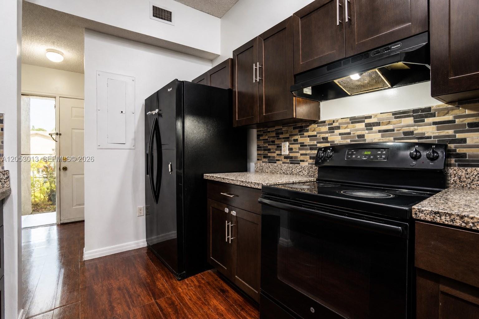 940 NE 212th Terrace 940-01, Miami, FL 33179 photo 17