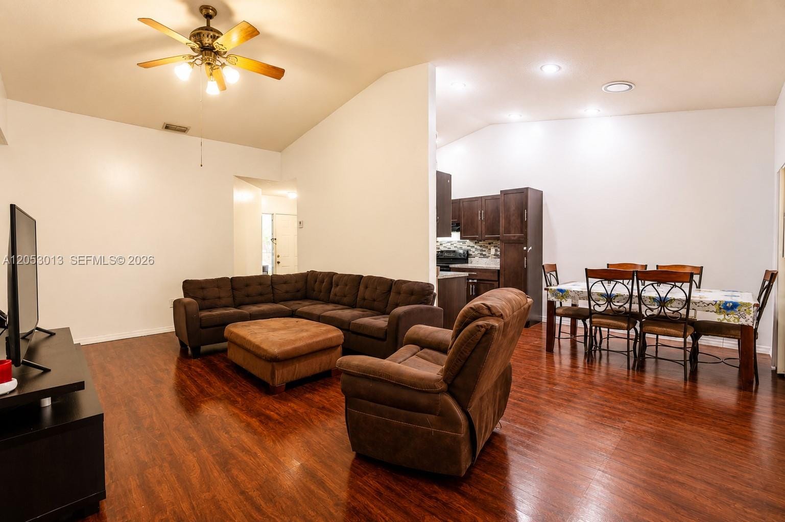 940 NE 212th Terrace 940-01, Miami, FL 33179 photo 18