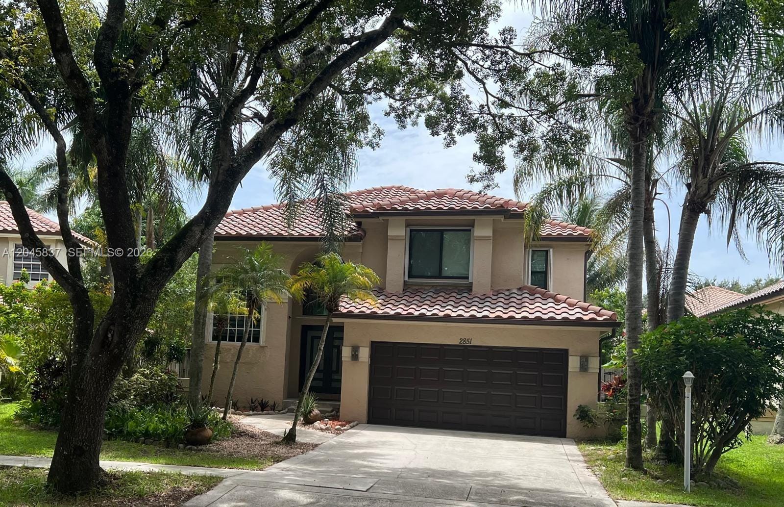Sold home at 2851 La Paz Avenue, Cooper City, FL 33026