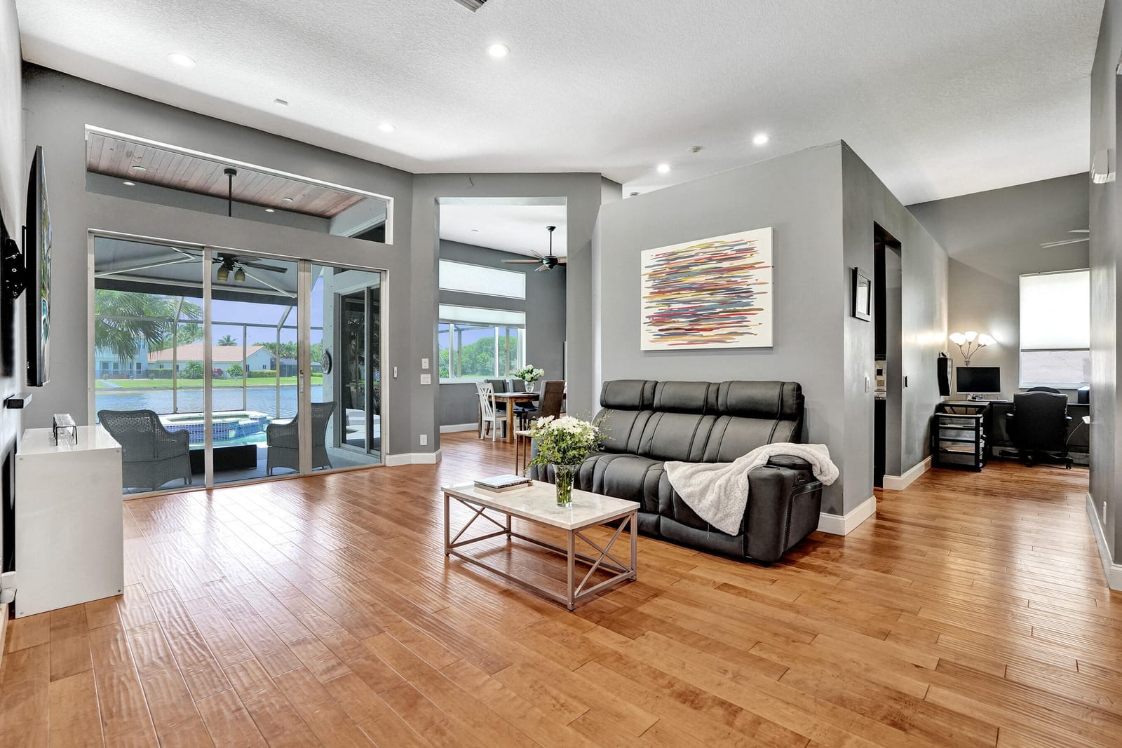 1163 Camellia Circle — photo 4
