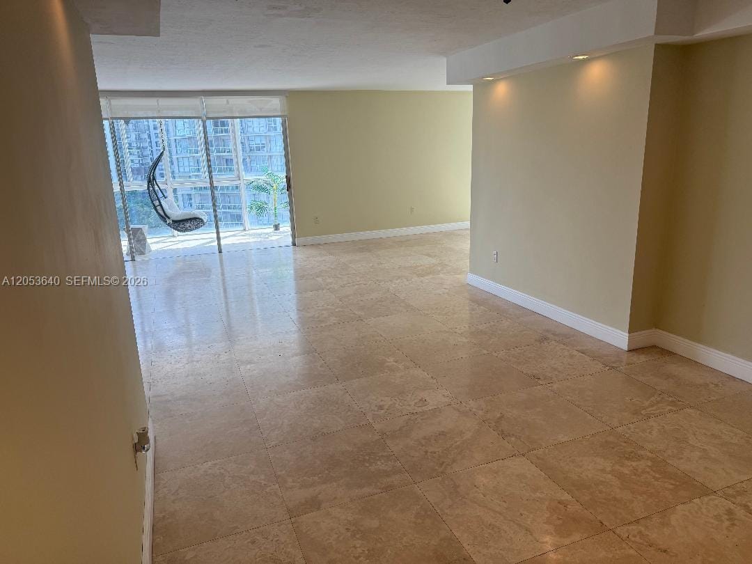 145 SE 25th Road 1003, Miami, FL 33129 photo 22
