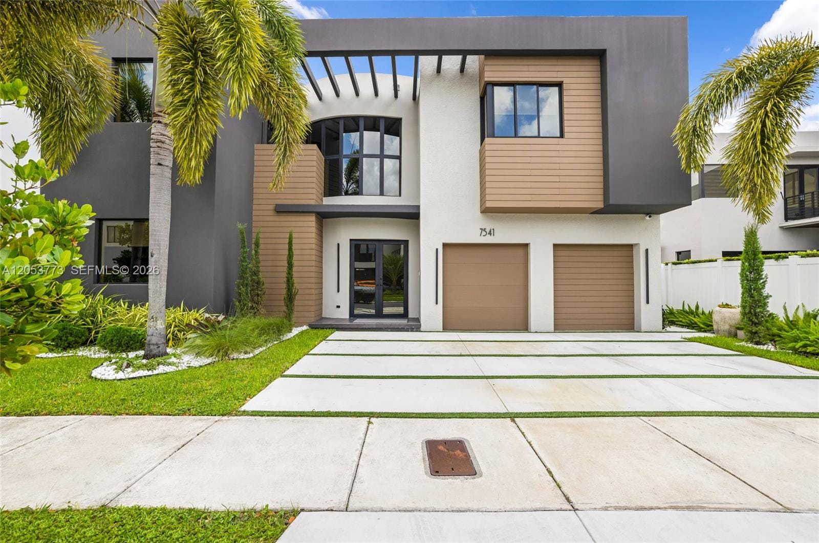 7541 NW 100th Avenue, Doral, FL 33178 photo 2