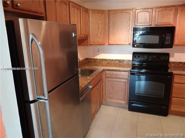 2741 Taft Street 206, Hollywood, FL 33020