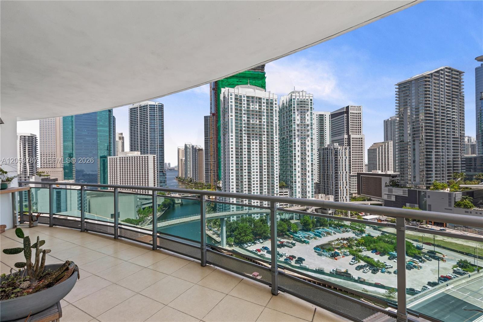350 S Miami Avenue 2102 — photo 2