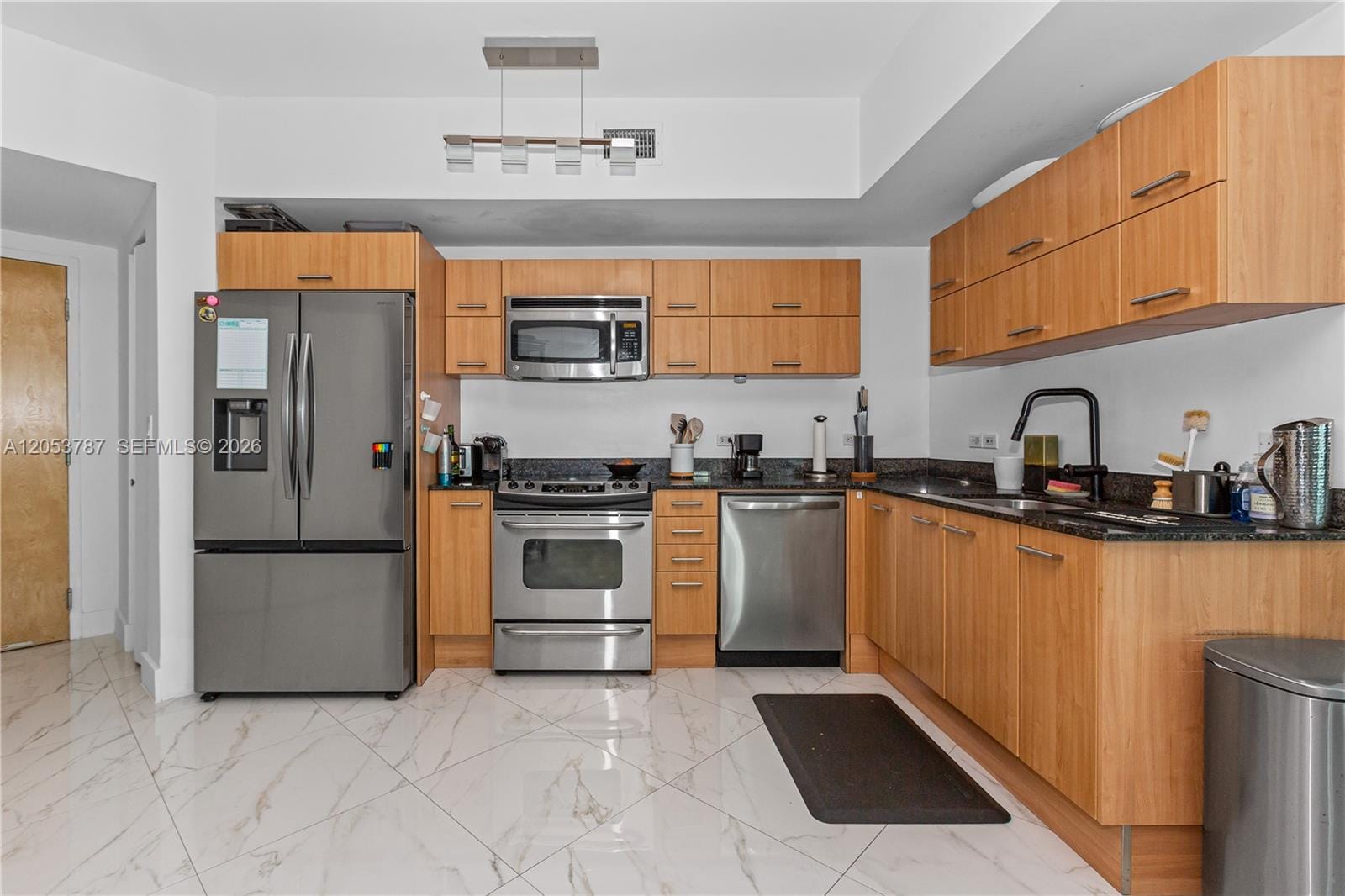 350 S Miami Avenue 2102 — photo 9