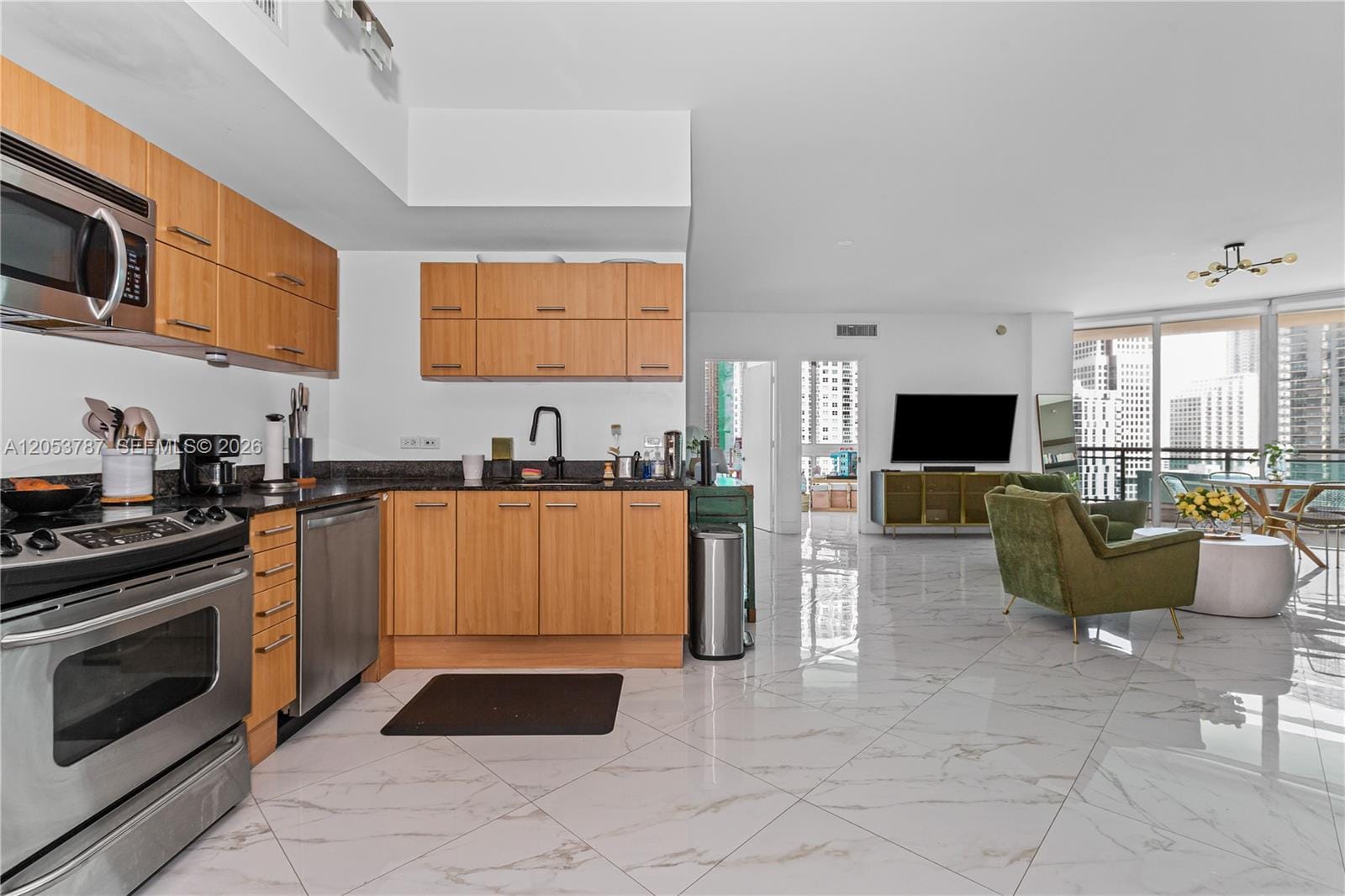 350 S Miami Avenue 2102 — photo 10