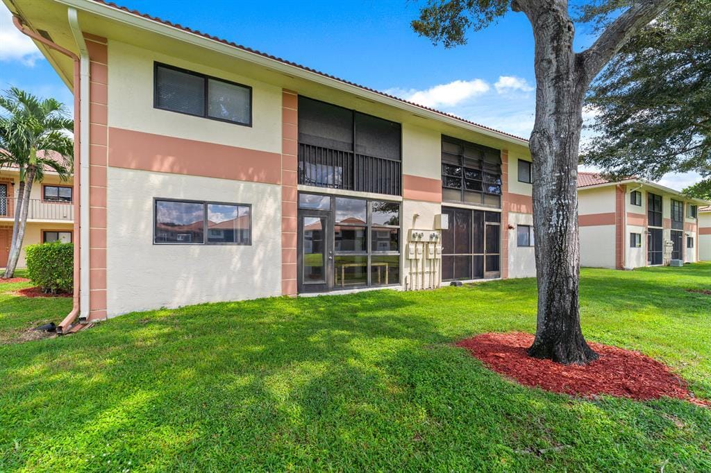 Sold home at 15234 Lakes Of Delray Boulevard 247, Delray Beach, FL 33484