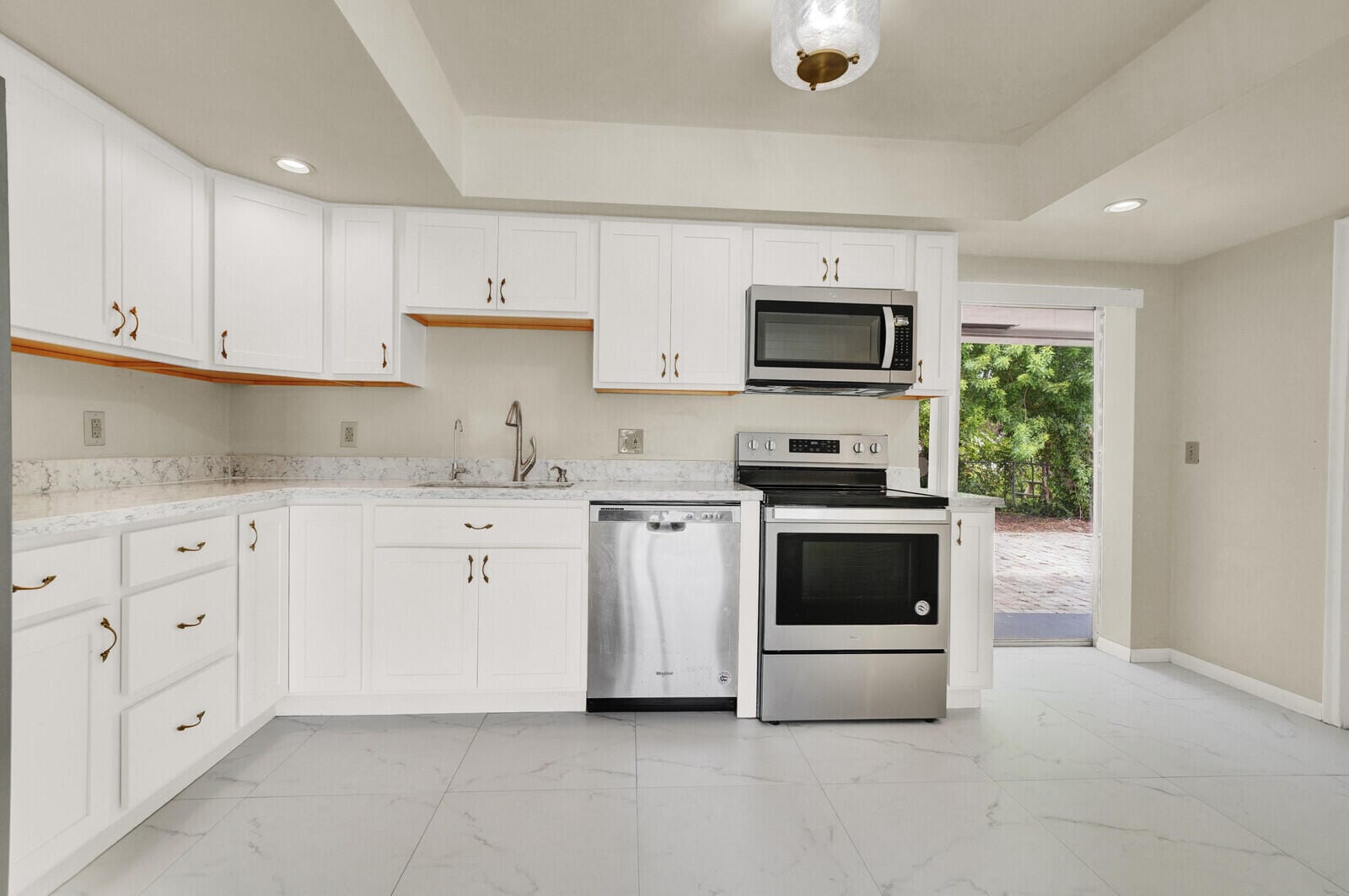 22229 SW 65TH Terrace — photo 7