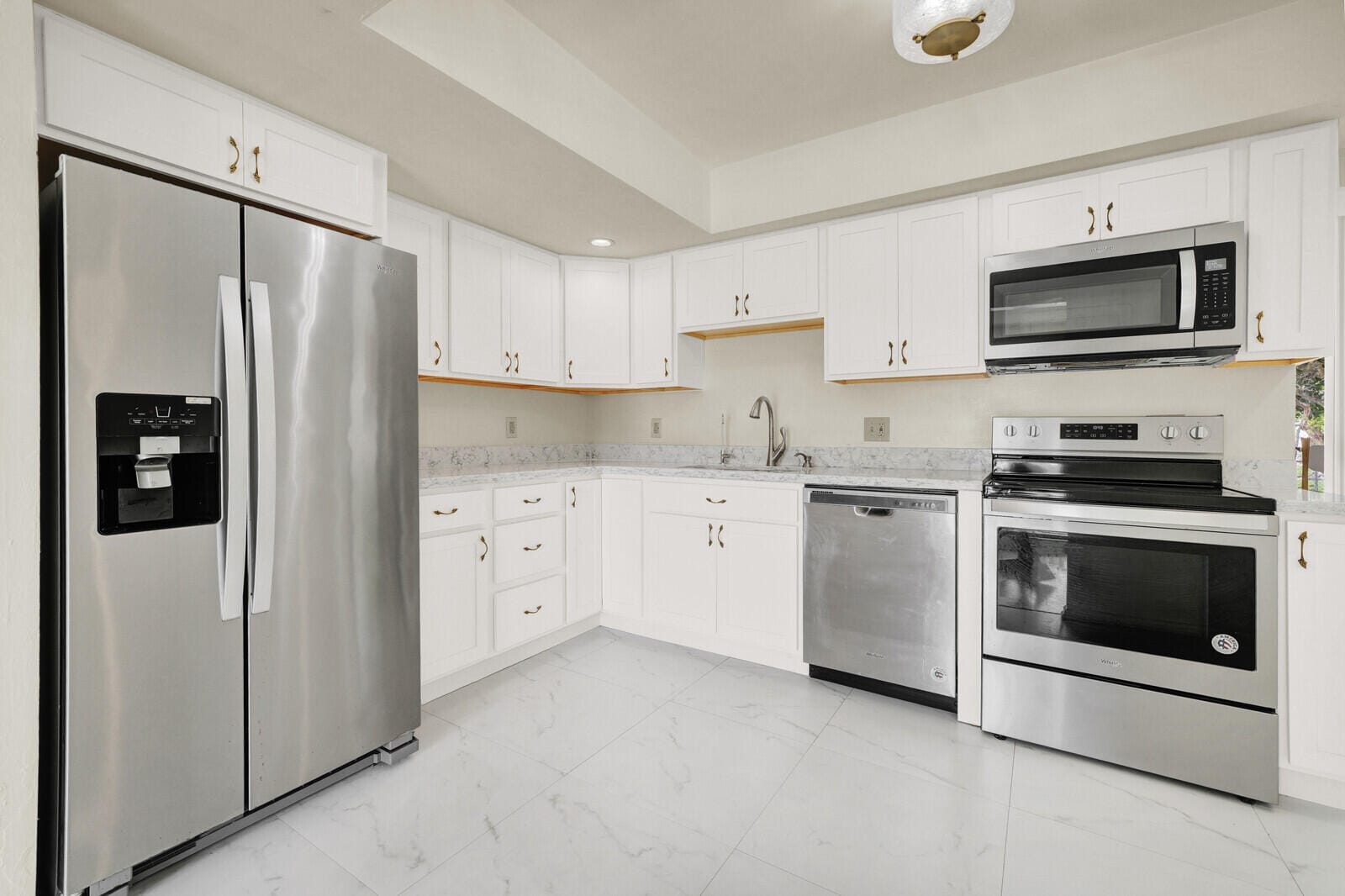 22229 SW 65TH Terrace — photo 4