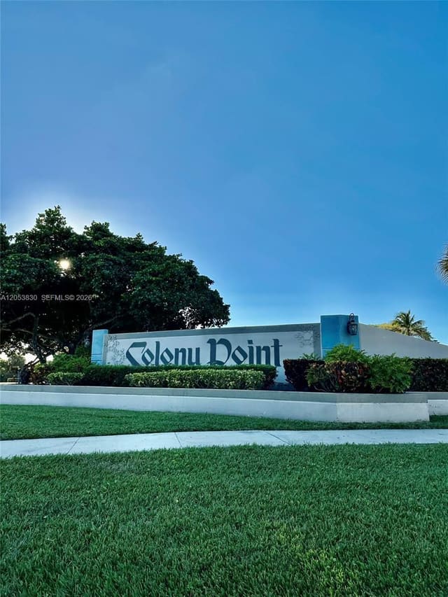 1000 Colony Point Circle 303, Colony Point, Pembroke Pines, FL