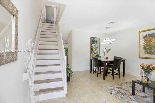 5701 NW 114th Court 106, Doral, FL 33178