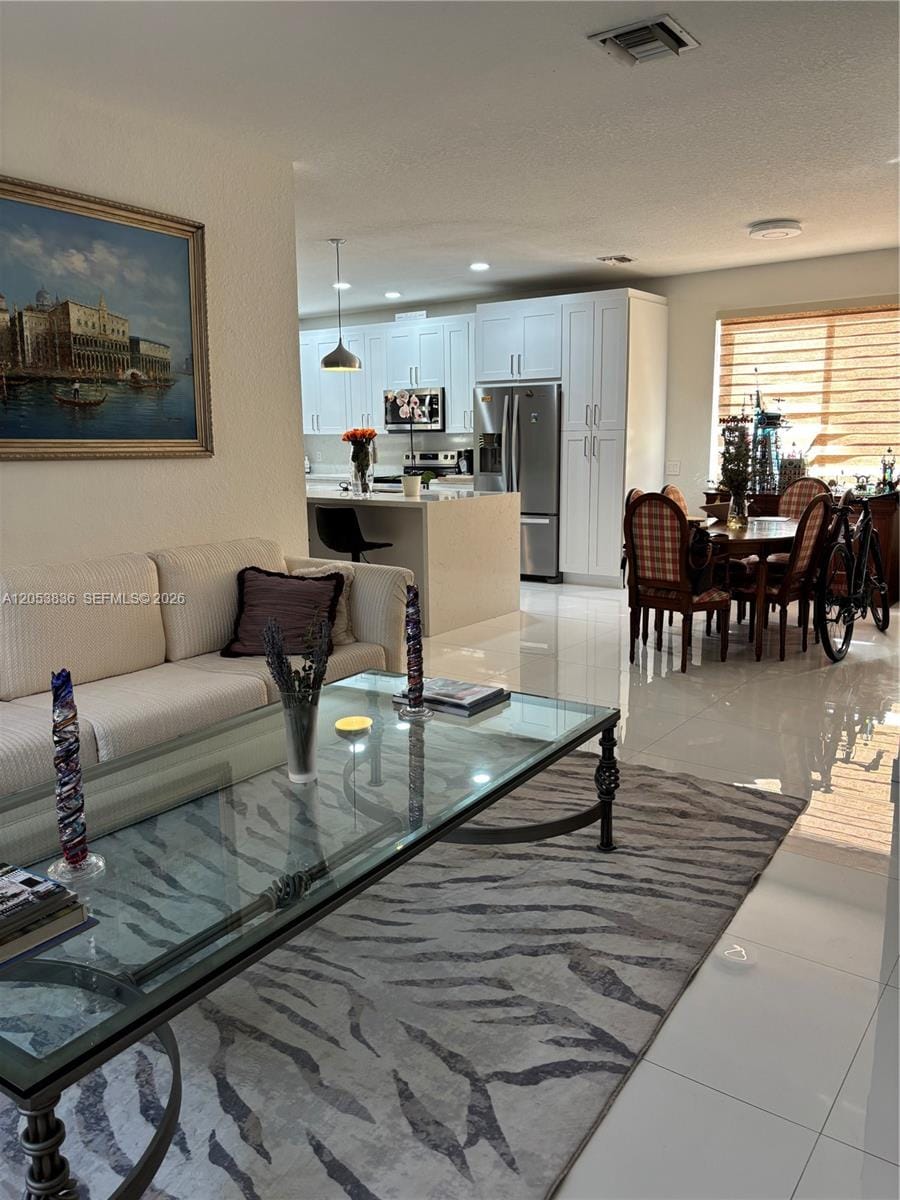 1362 Canary Island Drive — photo 4