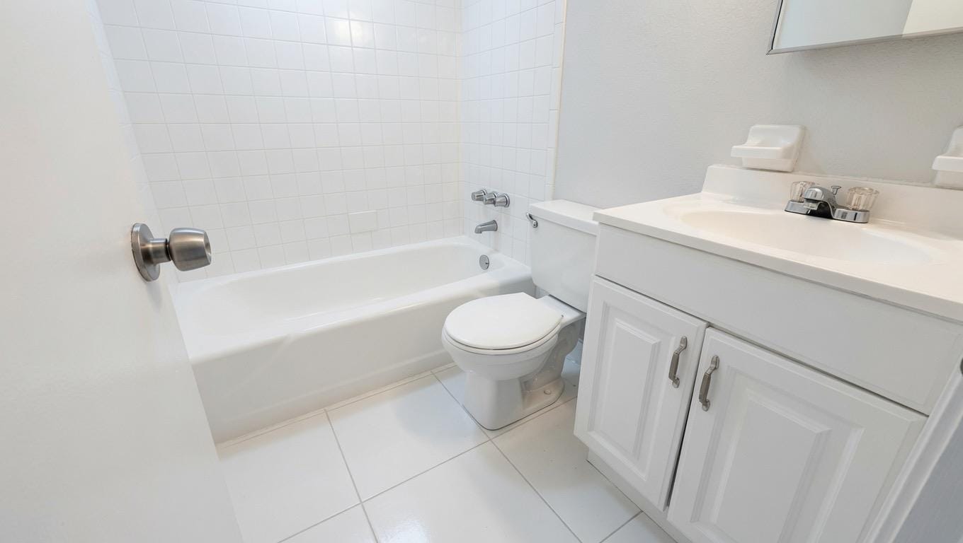 200 Croton Avenue 111, Lantana, FL 33462 photo 4